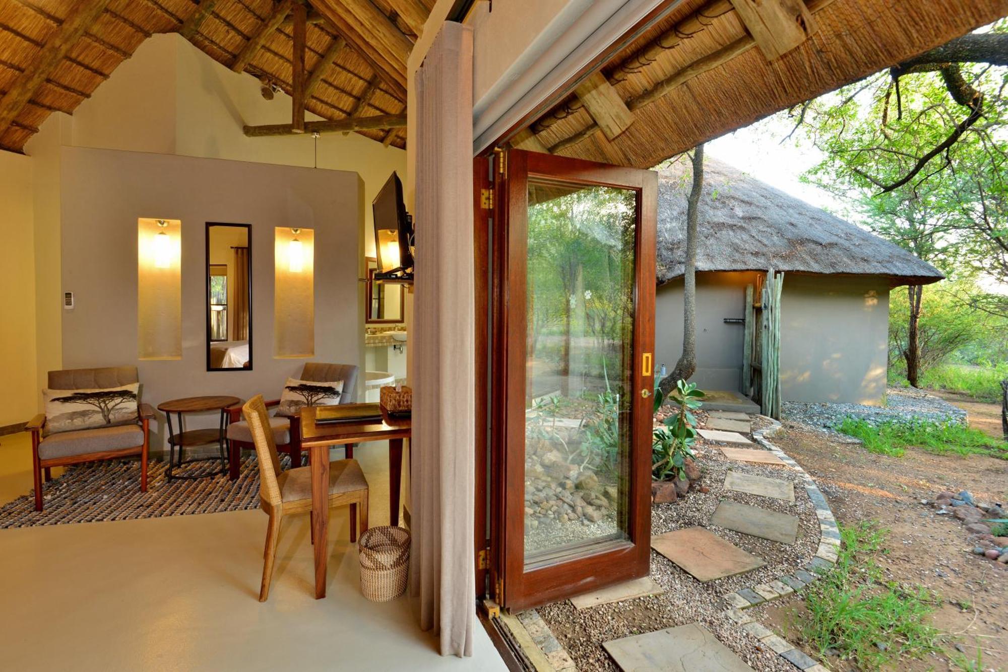 Tambuti Lodge Pilanesberg Bagian luar foto